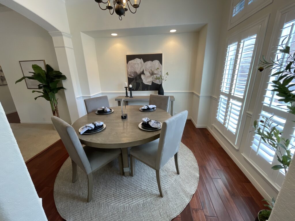 78233844284__BE0B4D4E-DCFA-459F-9947-03D532668478